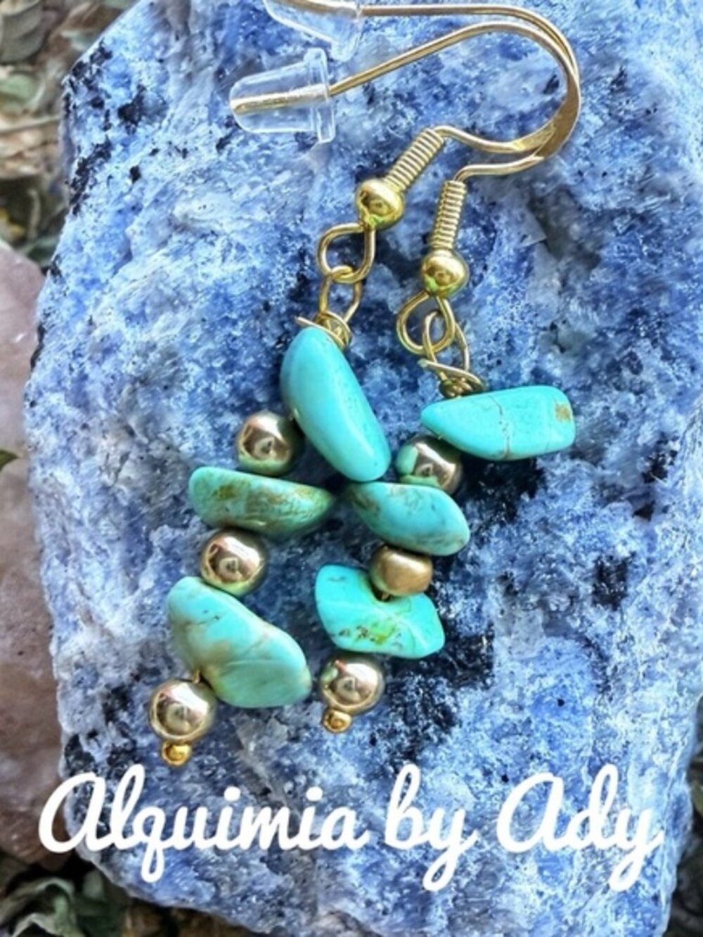 Cielo 🌌 + Turquoise essentials + gold dangle earrings